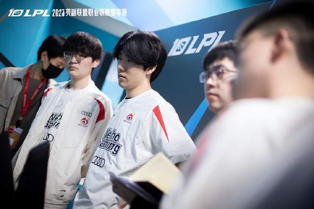 展的催化剂 展的催化剂