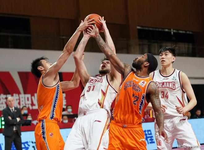 并增强他们 并增强他们